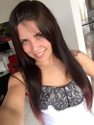 Gostosa Yasmim garota de programa em fotos amadoras - RJ